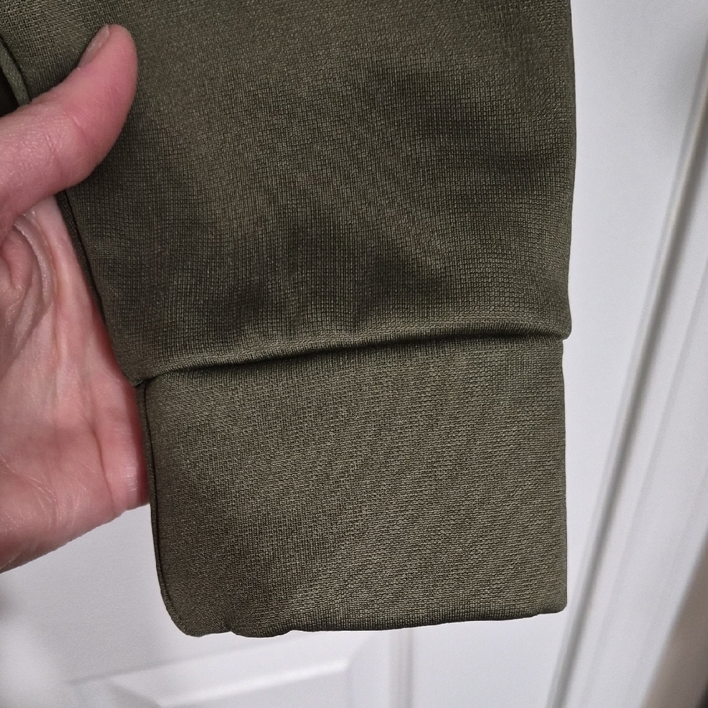 Under Armour Men's Olive Green With Lime Green Logo Hoodie Size Small - Picture 5 of 9